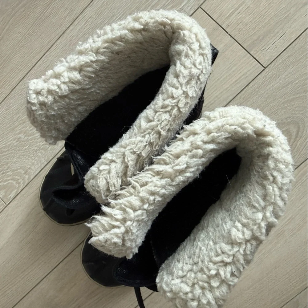 Sorel Waterproof Black and Cream Winter Boots Women’s Size 7 - Picture 8 of 11